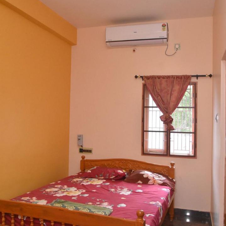 Photo of Bedroom in Courtallam