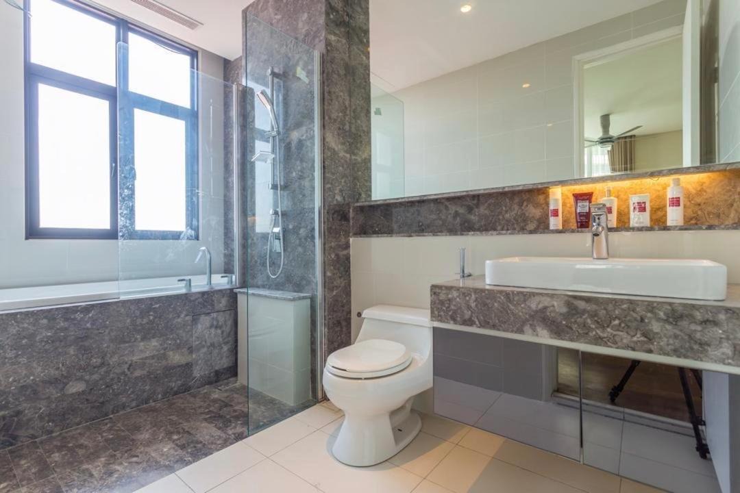 Photo of Bathroom in Kampung Datuk Keramat