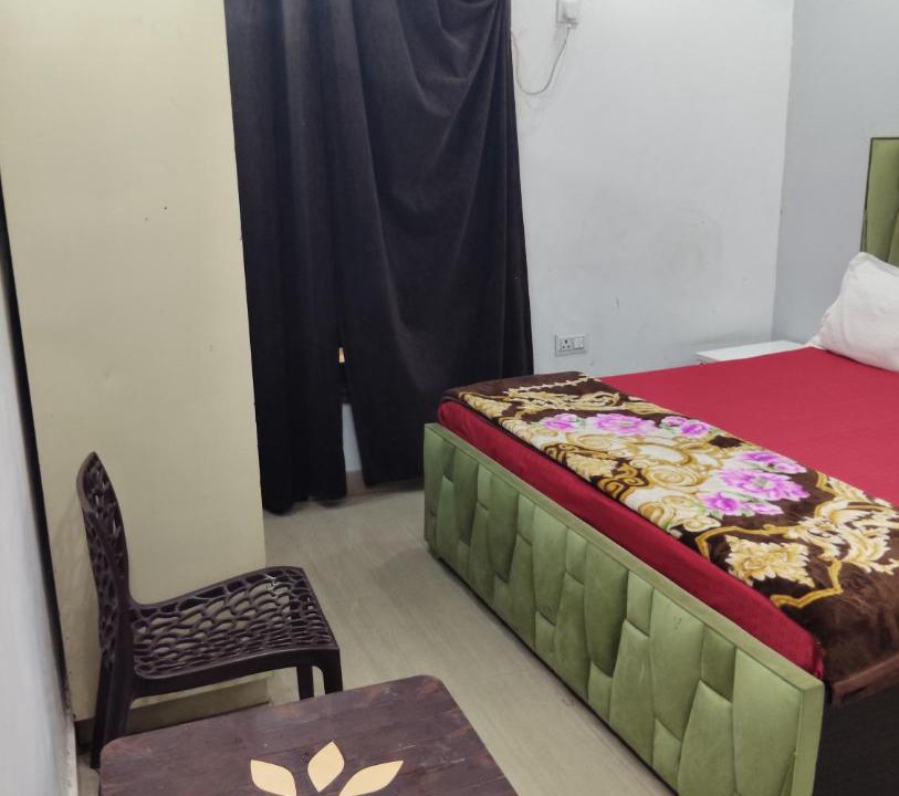 Photo of Bedroom in Sainik Farm