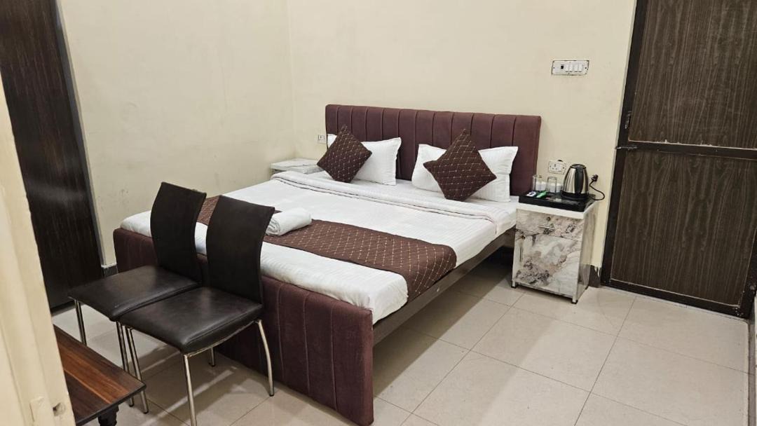 Photo of Bedroom in Allahabad