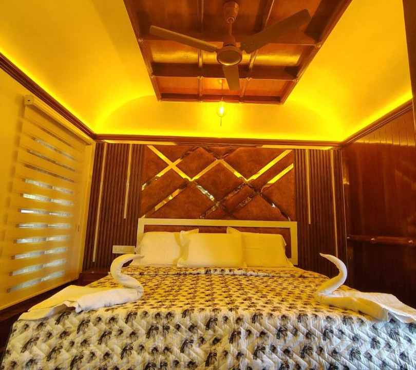 Photo of Bedroom in Alappuzha