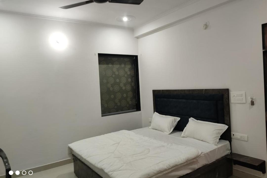 Photo of Bedroom in Khatu