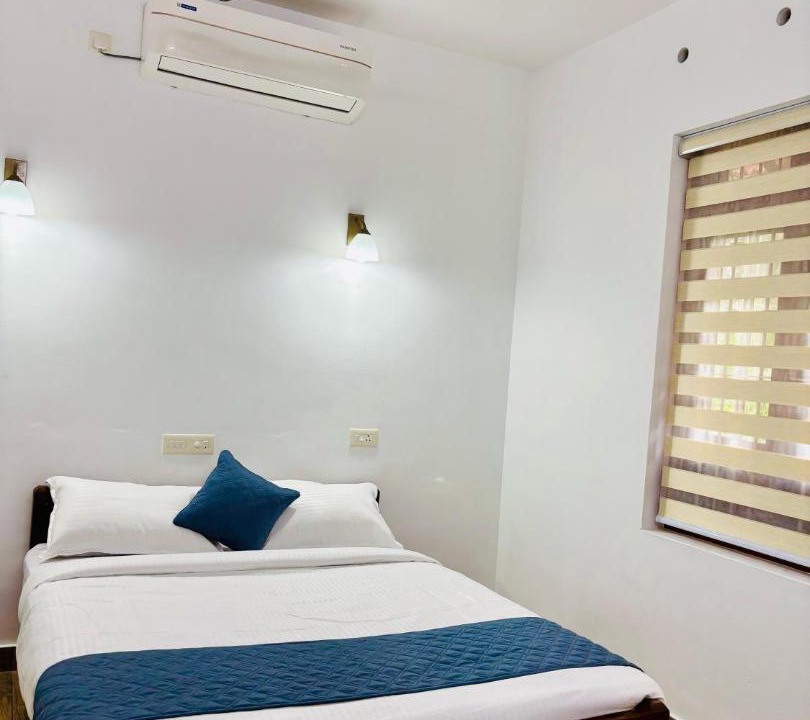 Photo of Bedroom in Mankombu