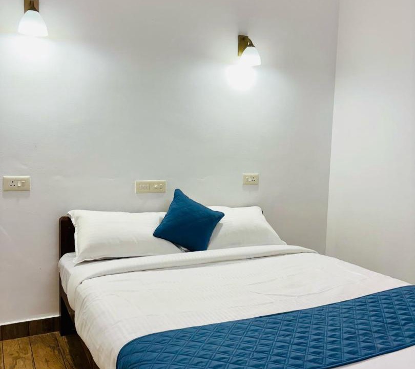 Photo of Bedroom in Mankombu