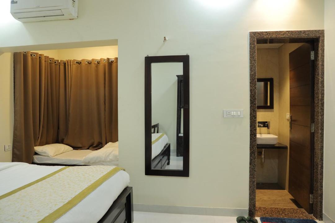 Photo of Bedroom in Mount Abu