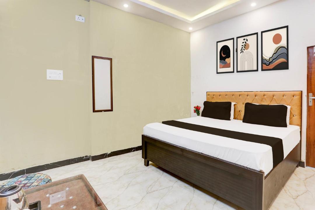 Photo of Bedroom in Phulpur