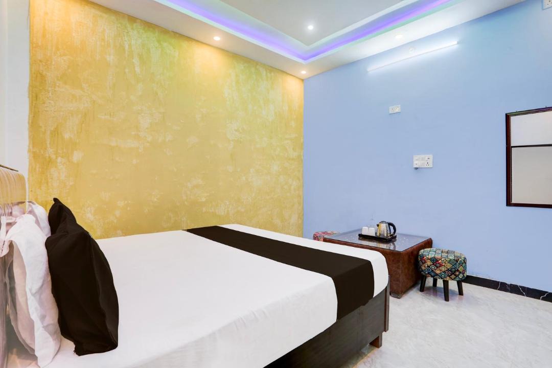 Photo of Bedroom in Phulpur