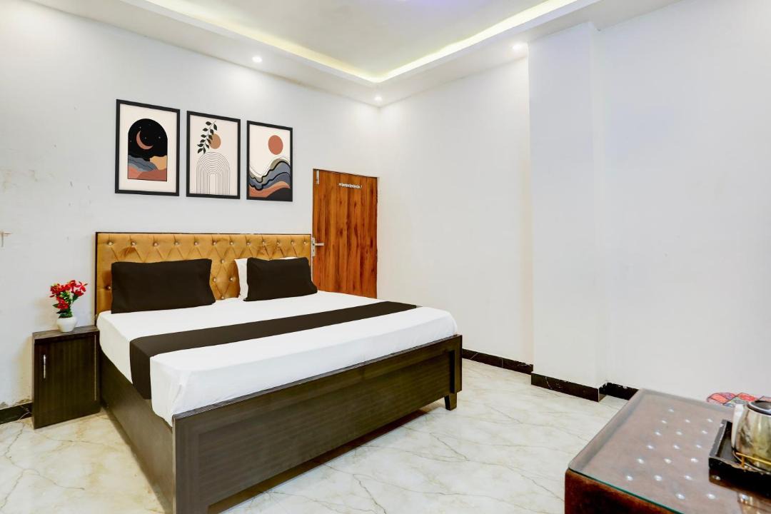 Photo of Bedroom in Phulpur