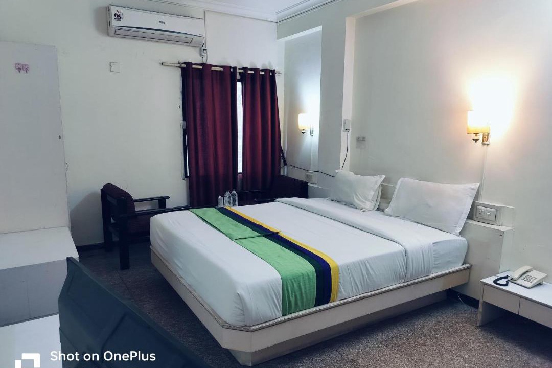 Photo of Bedroom in Navrangpura