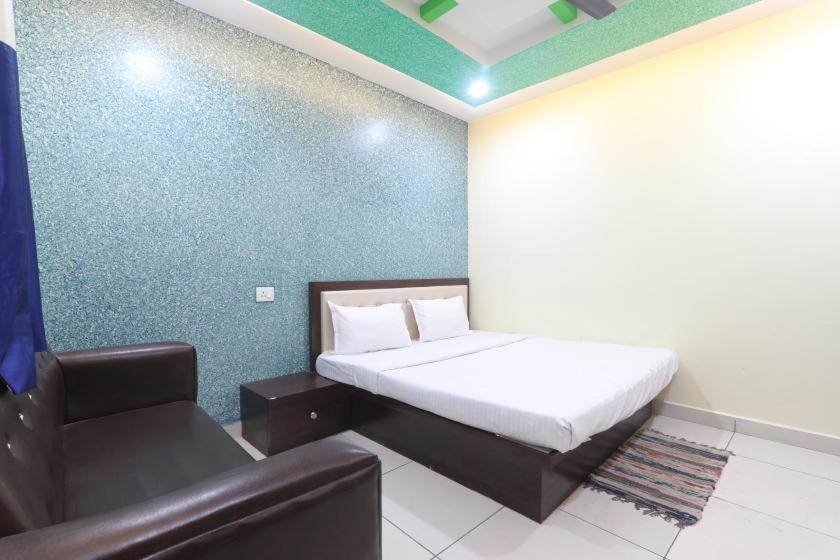 Photo of Bedroom in Azamgarh