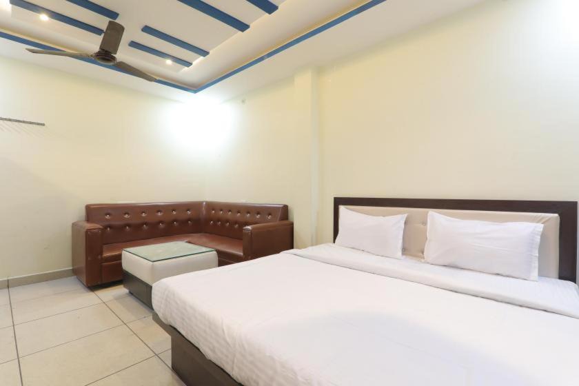 Photo of Bedroom in Azamgarh