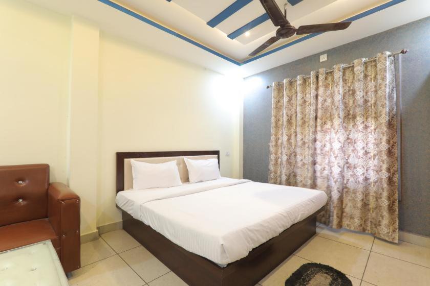 Photo of Bedroom in Azamgarh