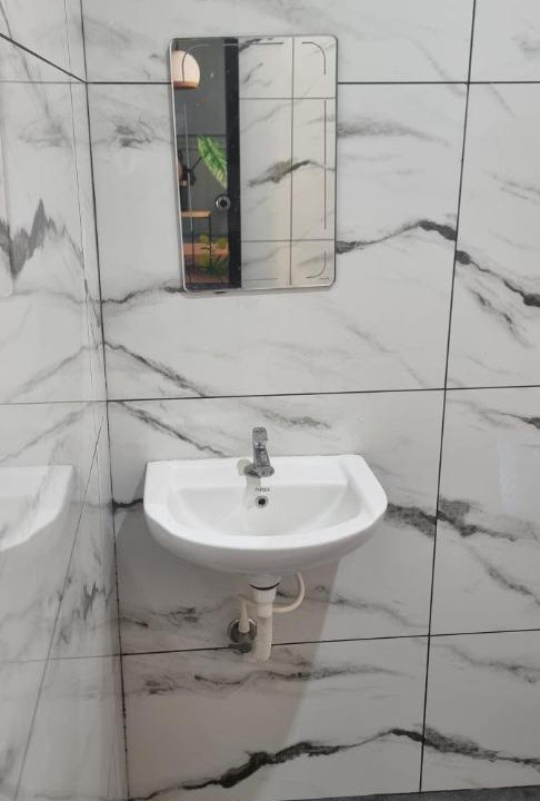 Photo of Bathroom in Chirayinkil