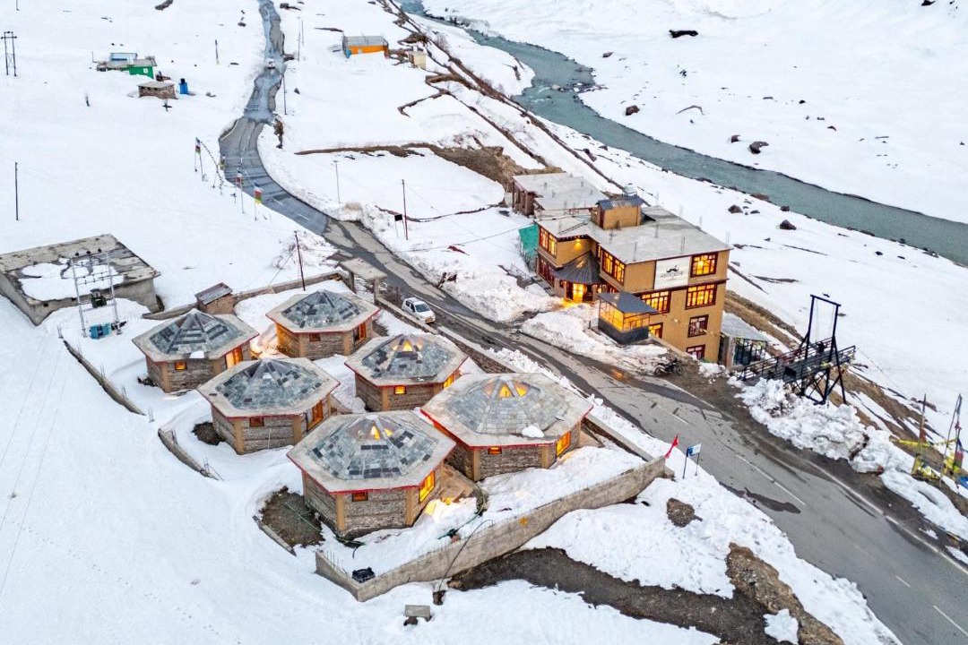 Photo of Buildings in Burwa