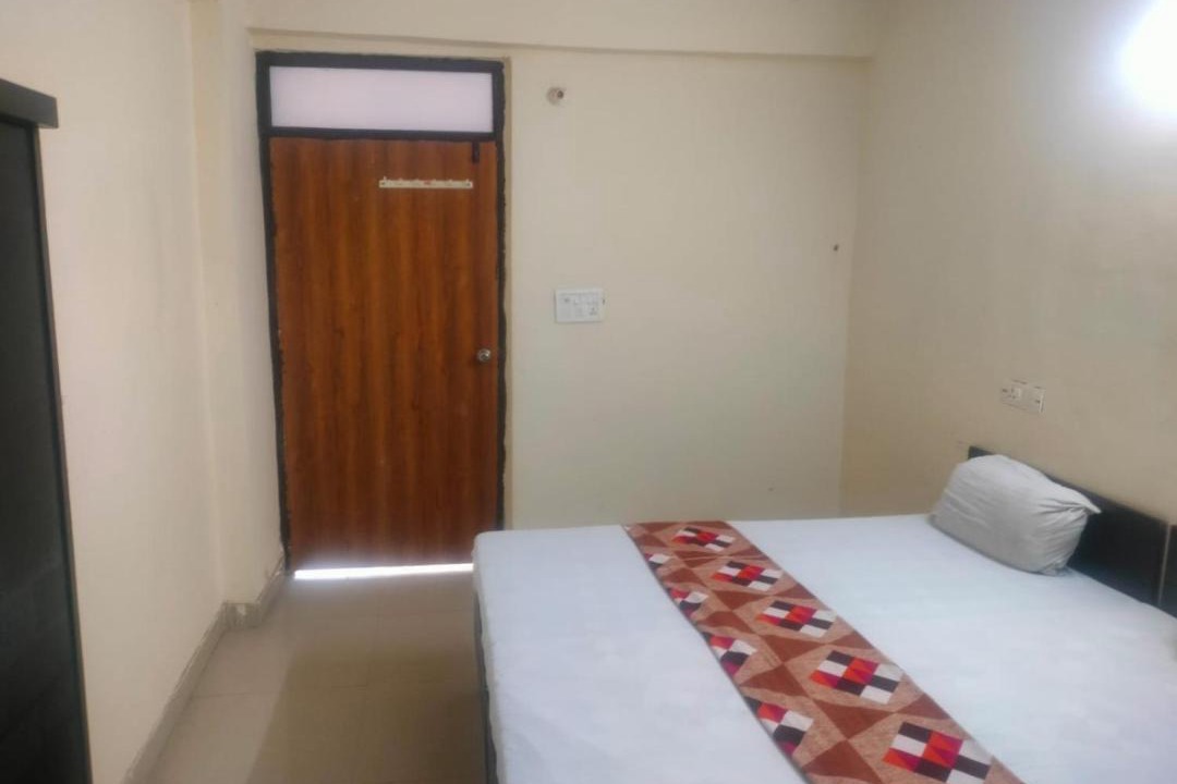 Photo of Bedroom in Sector 63