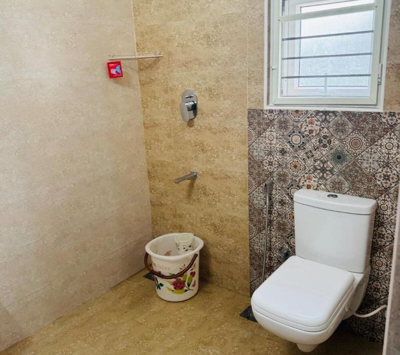 Photo of Bathroom in Sholinganallur