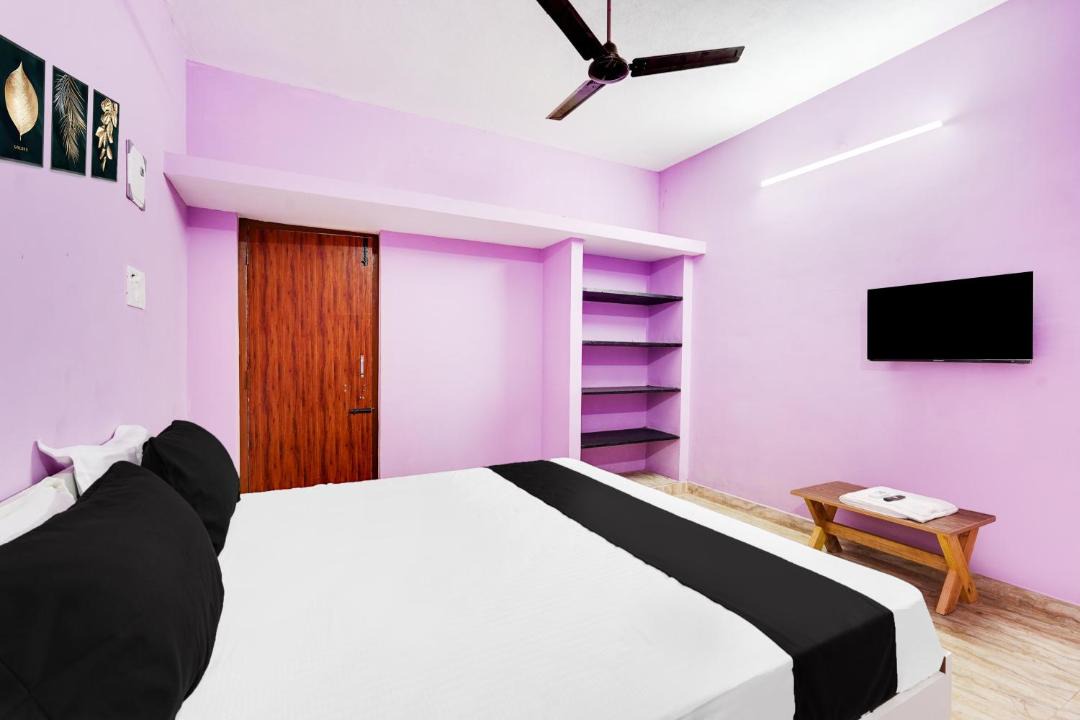 Photo of Bedroom in Ganapathichettikulam