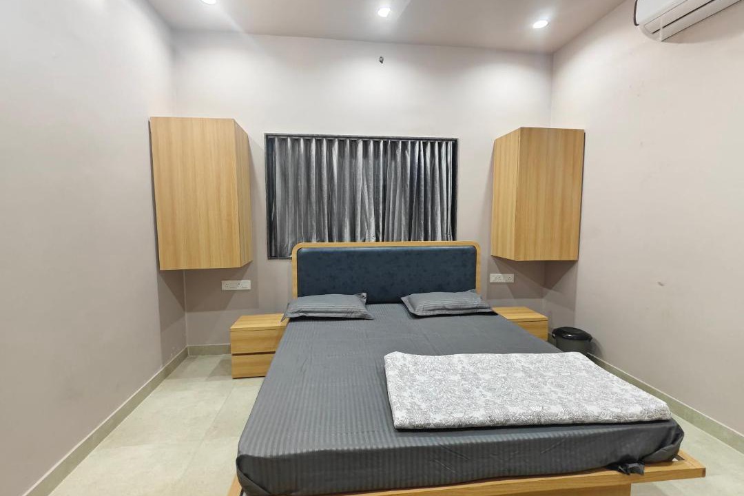 Photo of Bedroom in Prantij
