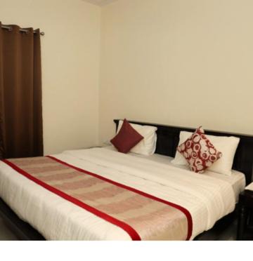 Photo of Bedroom in Mount Abu