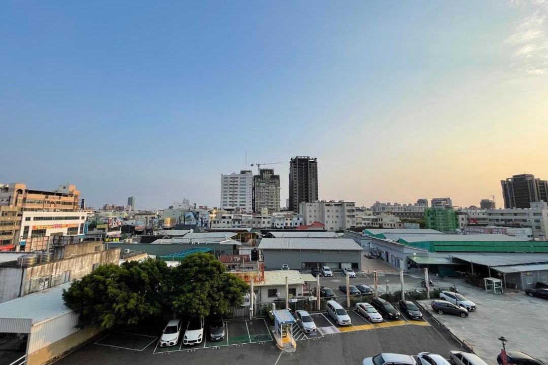 Photo of Buildings in North District