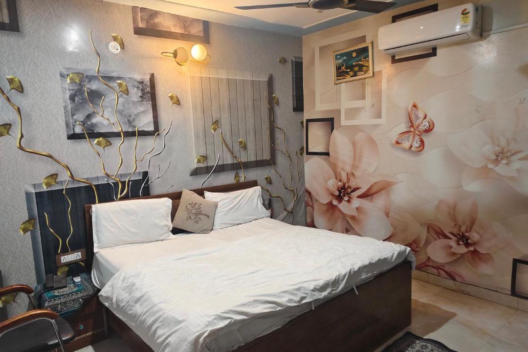 Photo of Bedroom in Greater Noida