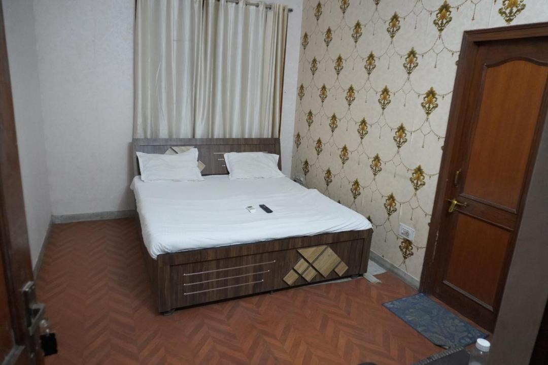 Photo of Bedroom in Malviya Nagar