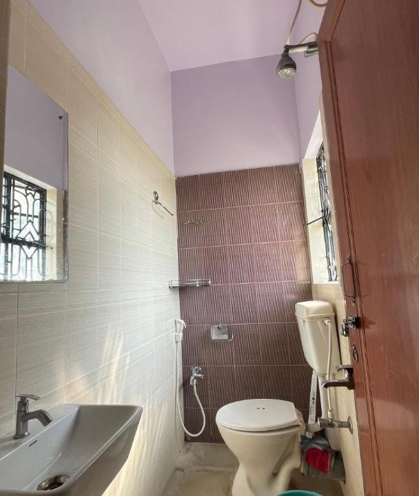 Photo of Bathroom in Santiniketan