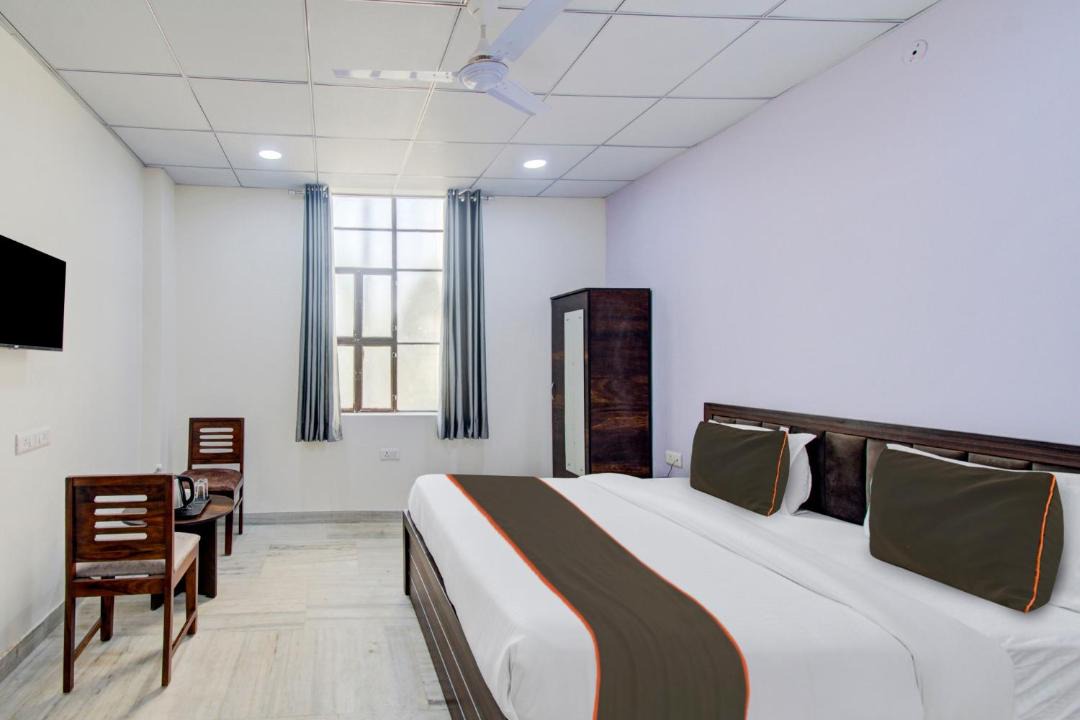 Photo of Bedroom in Lalkothi