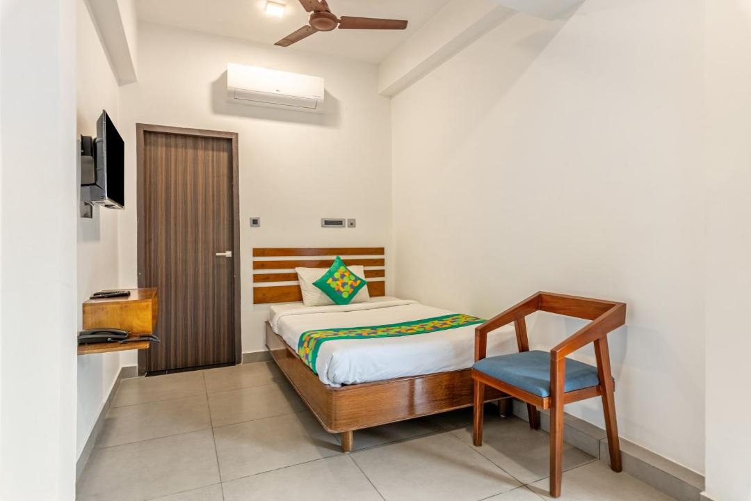 Photo of Bedroom in Thampanoor