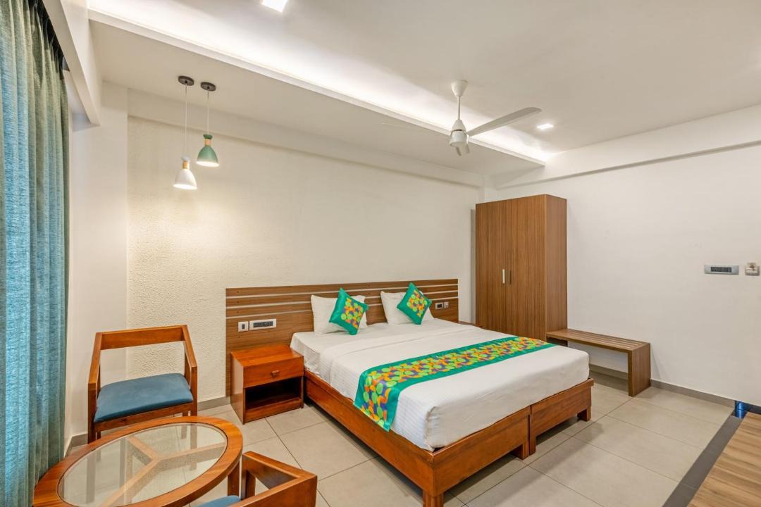 Photo of Bedroom in Thampanoor