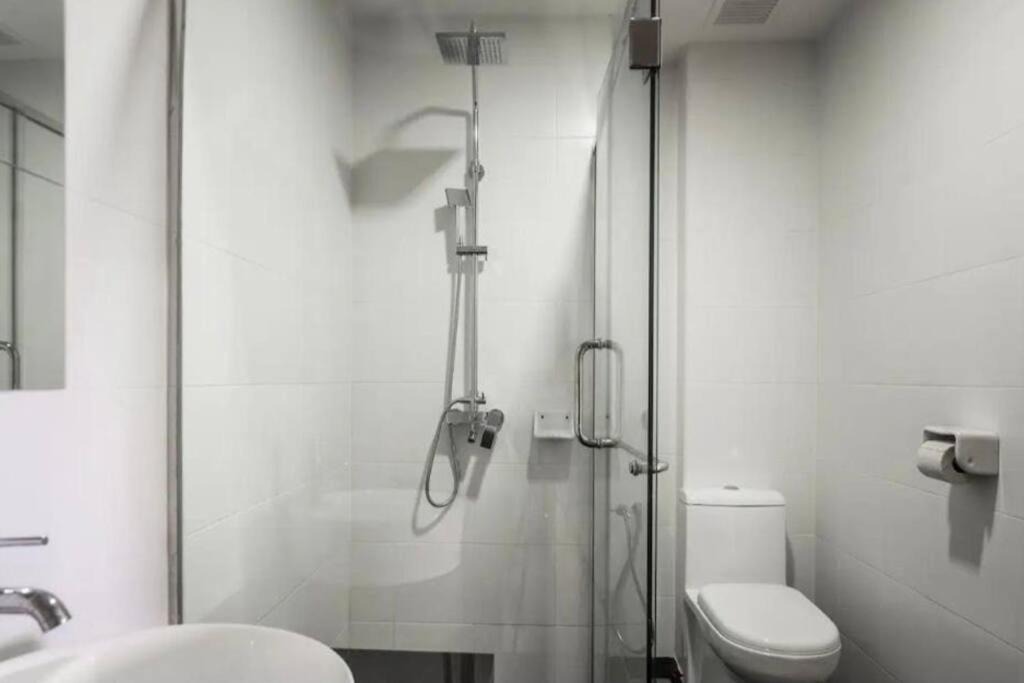 Photo of Bathroom in The Strand