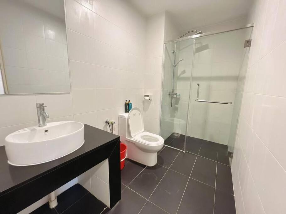 Photo of Bathroom in The Strand