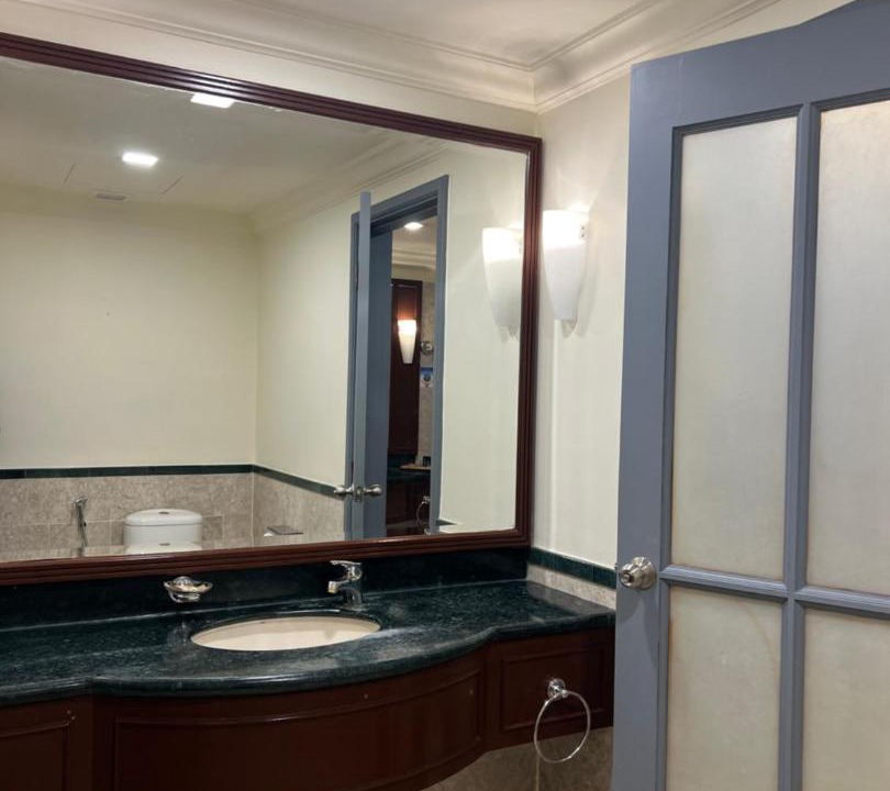 Photo of Bathroom in Imbi