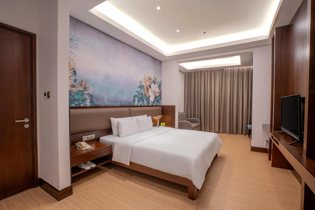Photo of Bedroom in Mid Valley City