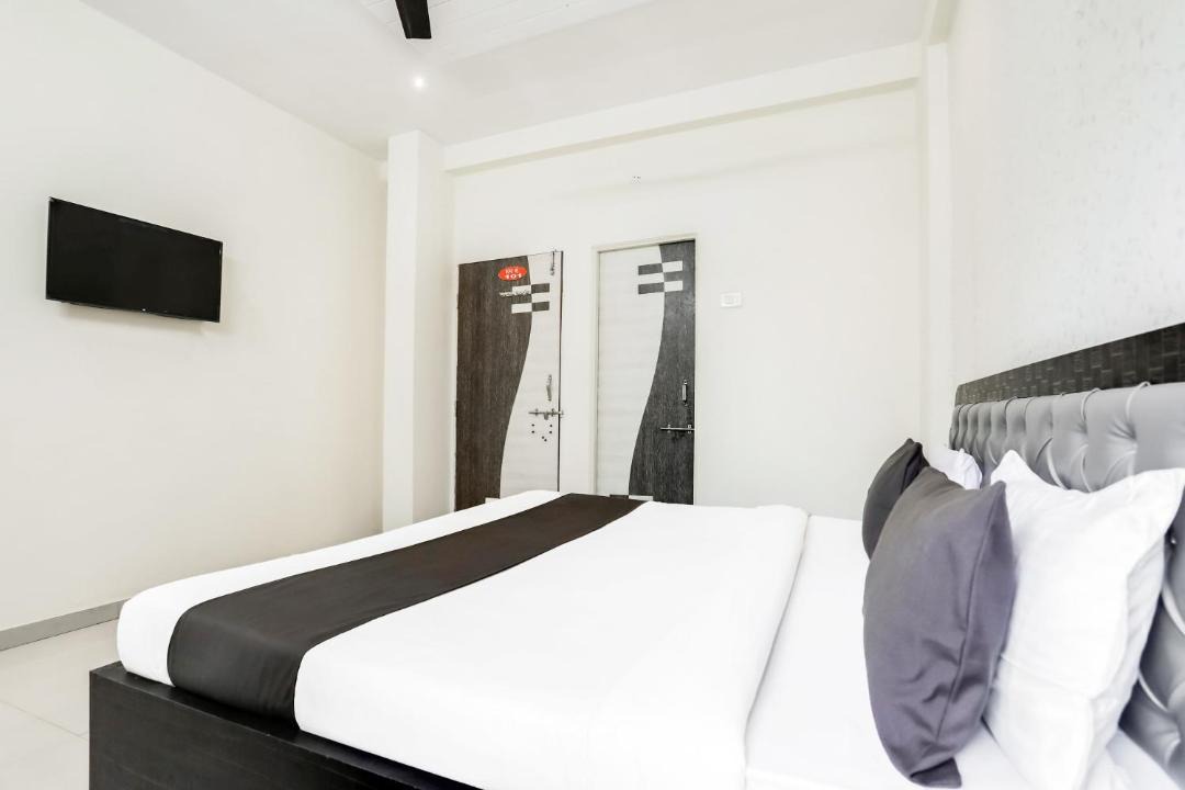 Photo of Bedroom in Hingana