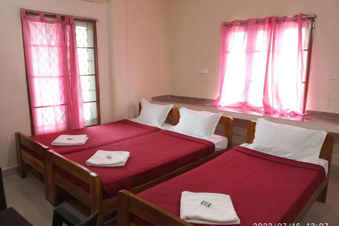 Photo of Bedroom in Mahabalipuram Beach