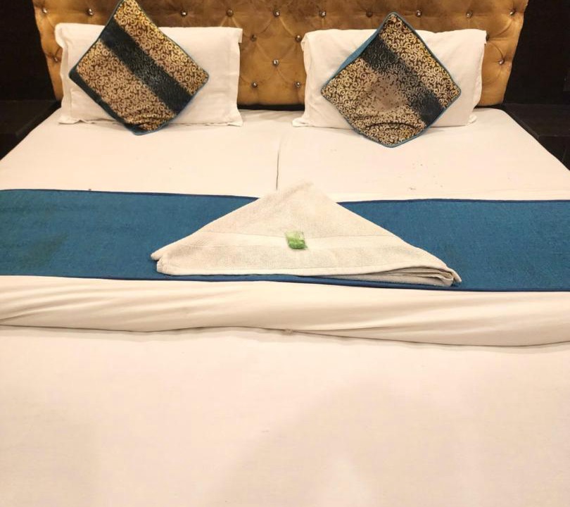 Photo of Bedroom in Dariyaganj