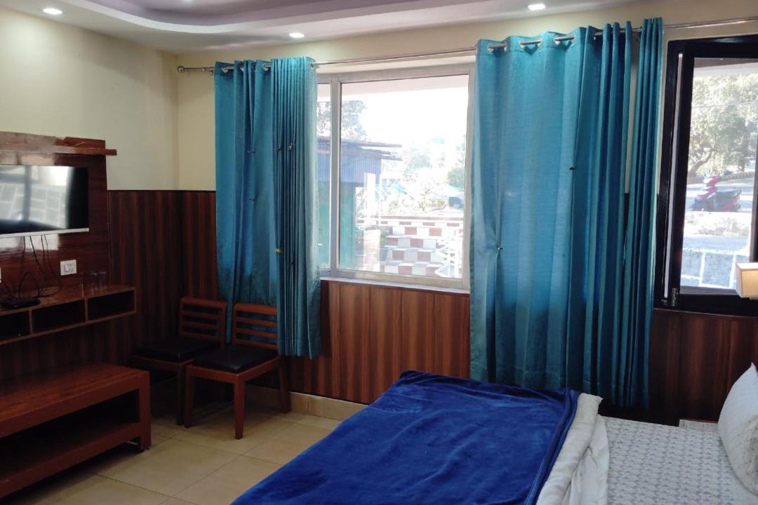 Photo of Bedroom in Lansdowne