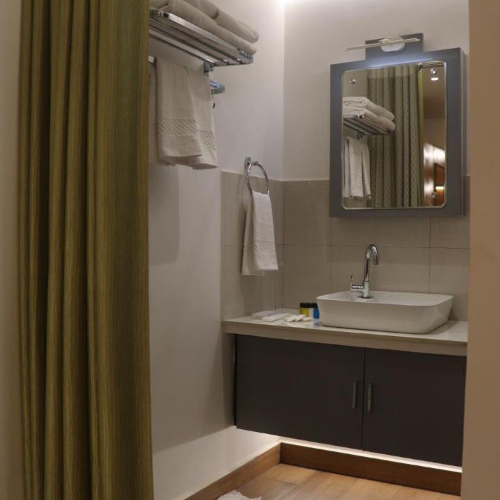 Photo of Bathroom in Udumbanchola
