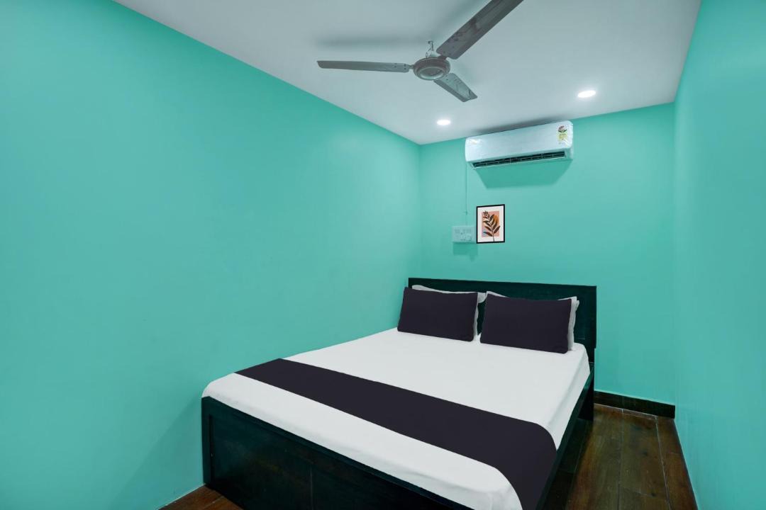 Photo of Bedroom in Dhanbad