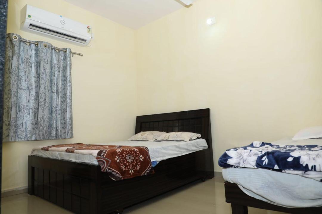 Photo of Bedroom in Rajpipla