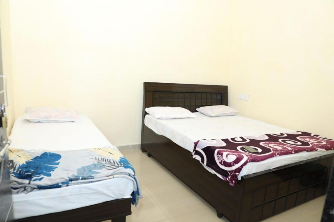 Photo of Bedroom in Rajpipla