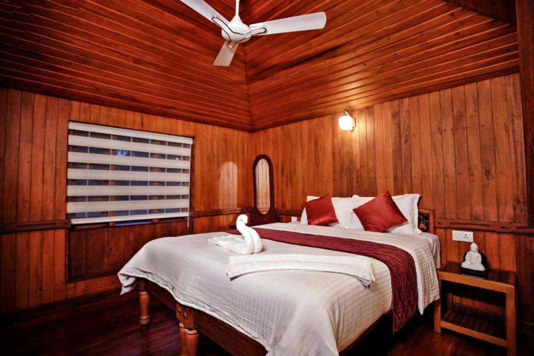 Photo of Bedroom in Kumarakom