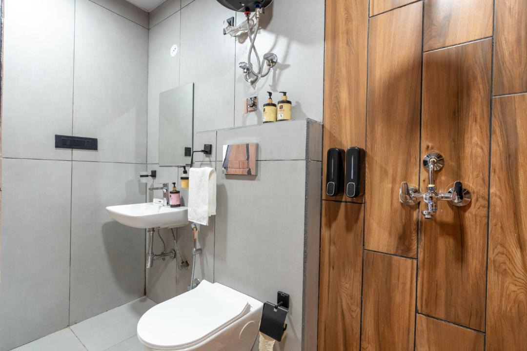 Photo of Bathroom in Malviya Nagar