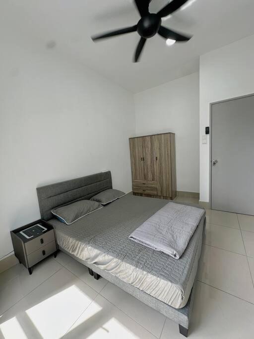 Photo of Bedroom in Salak South