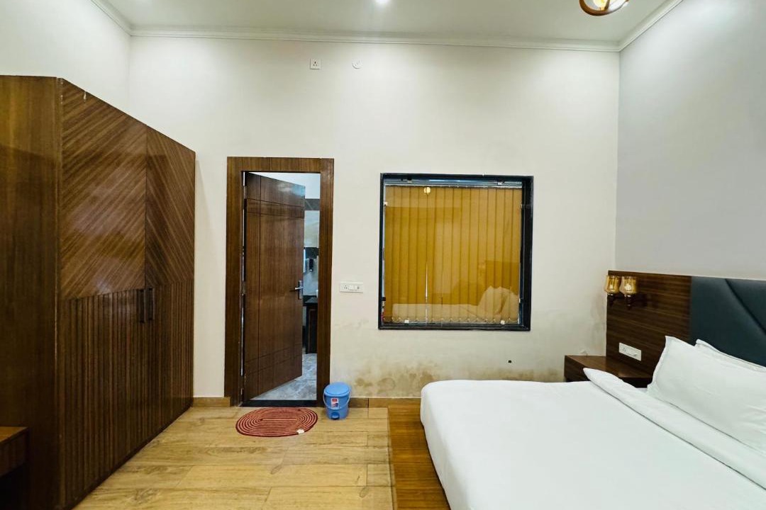 Photo of Bedroom in Garjia