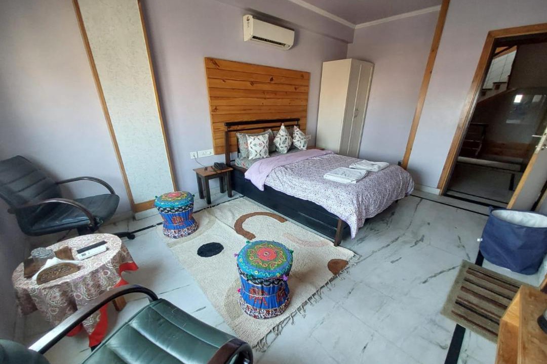 Photo of Bedroom in Pink City
