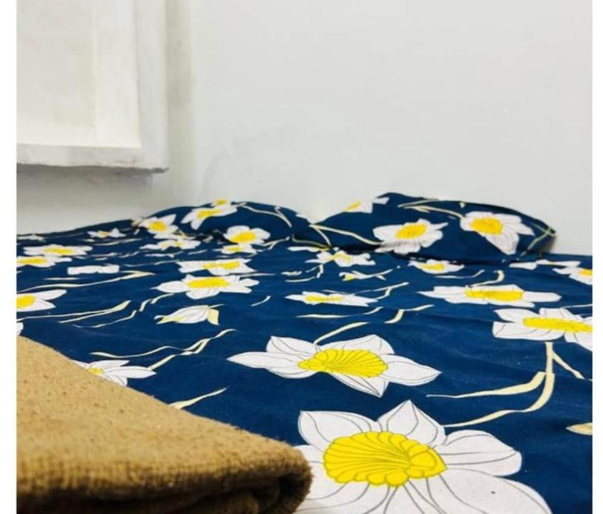 Photo of Bedroom in Jhusi