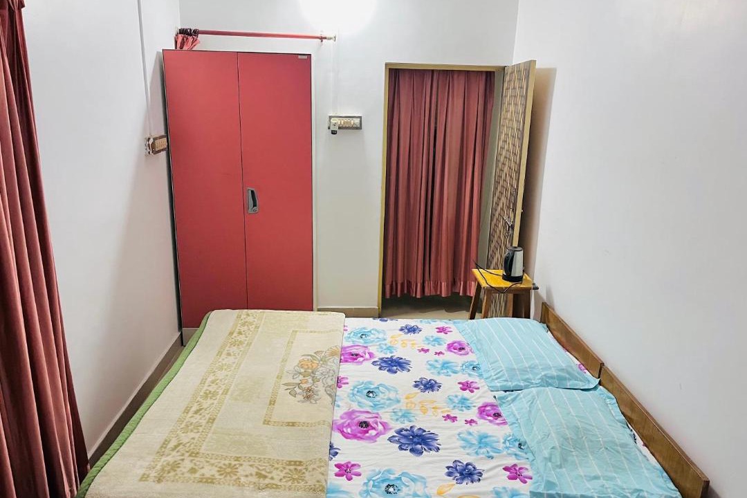 Photo of Bedroom in Naini