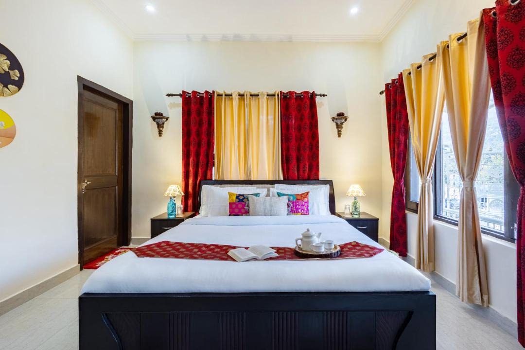 Photo of Bedroom in Bhimtal